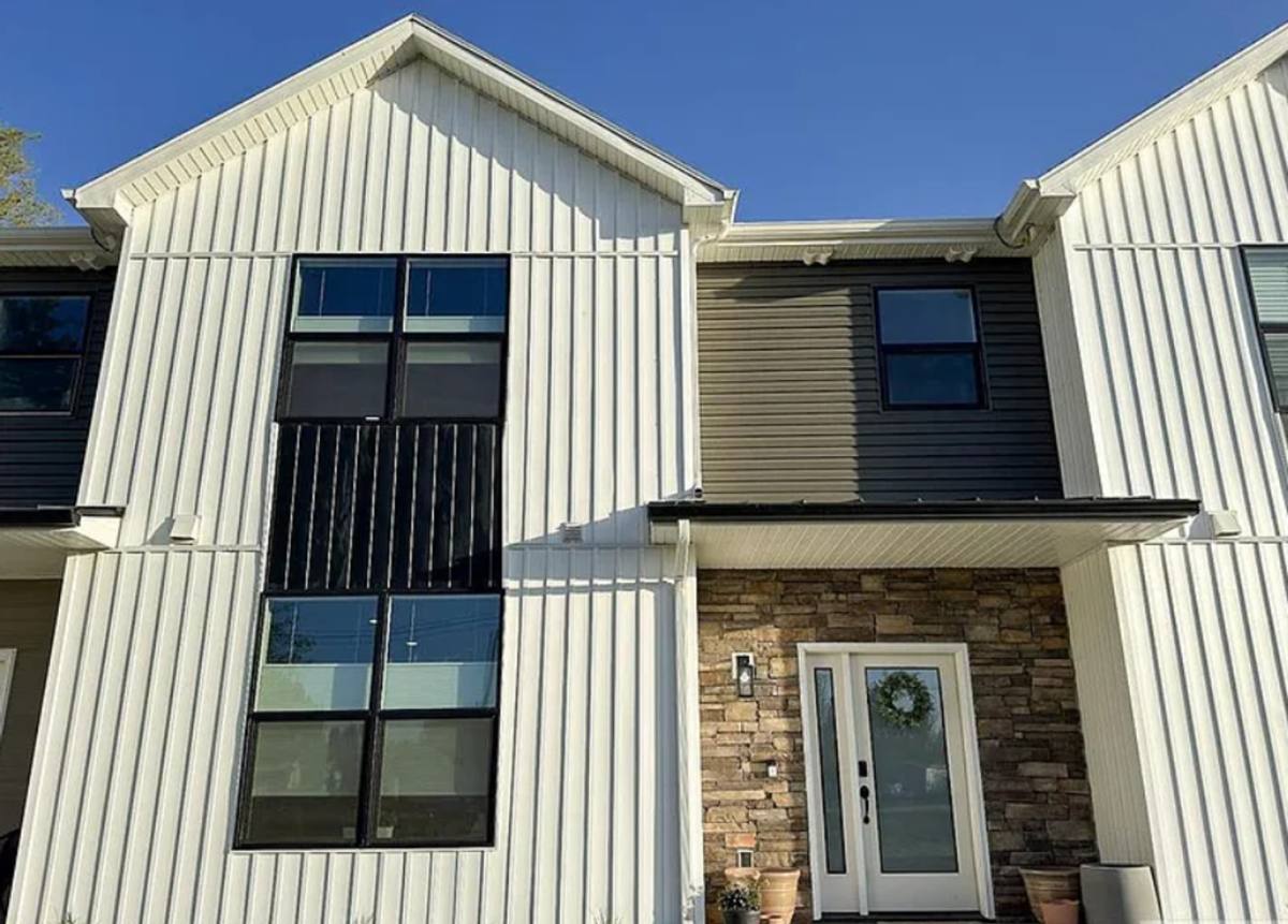 Townhouse for rent at 268 Hummingbird Way, Sugar City, ID 83448