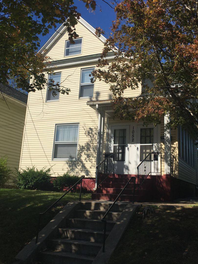 Apartment for rent at 1052 W 4th St, Erie, PA 16507