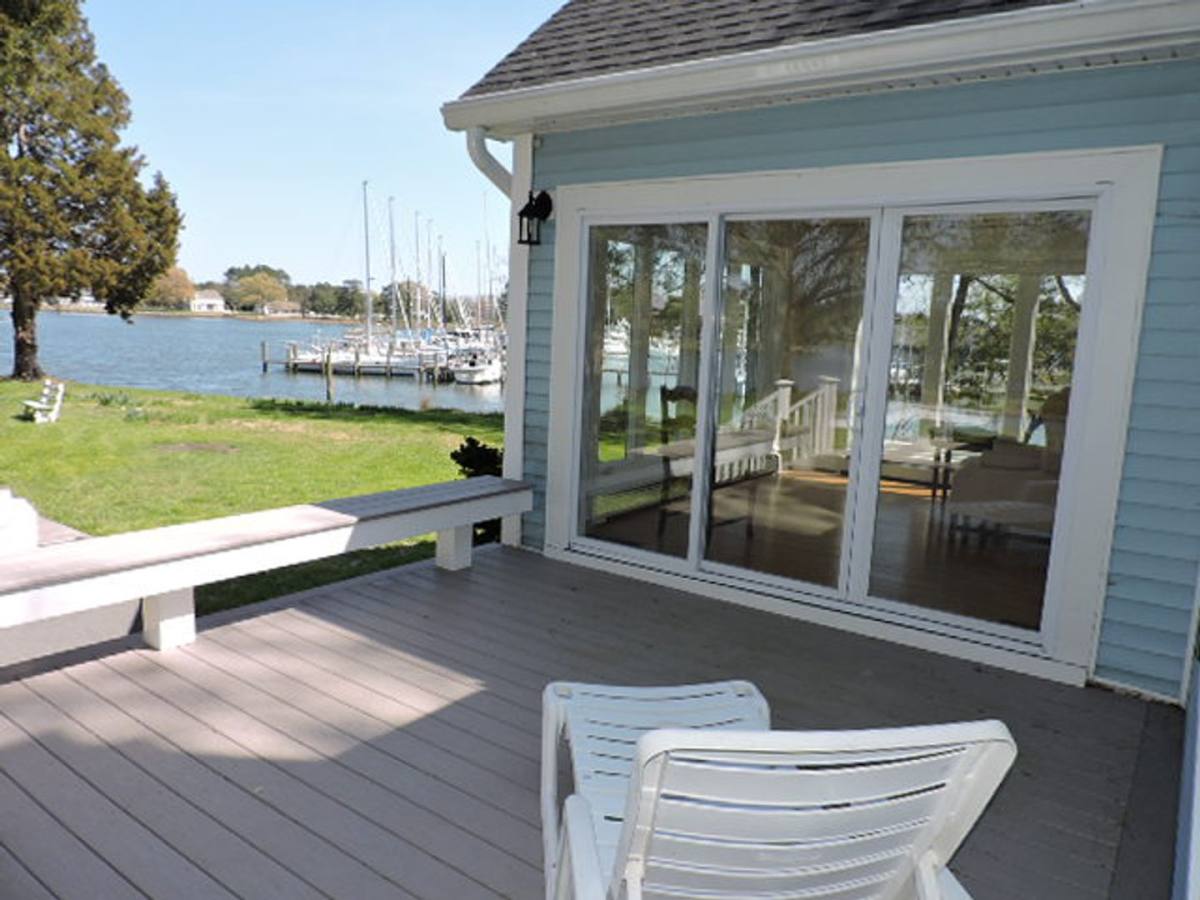 House for rent at 8106 Terrapin Cove Rd, Gloucester Point, VA 23062