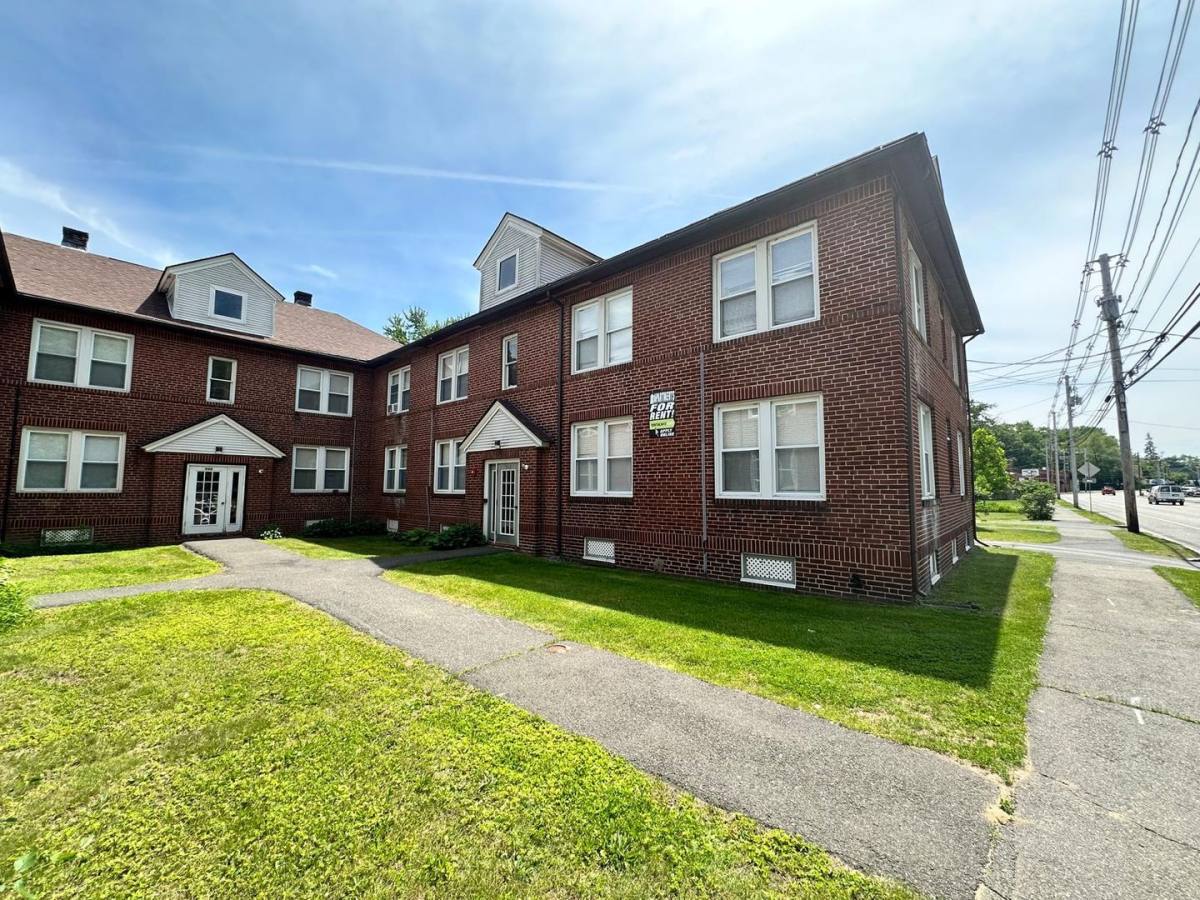 Apartment for rent at 898-902 Main St, Holyoke, MA 01040