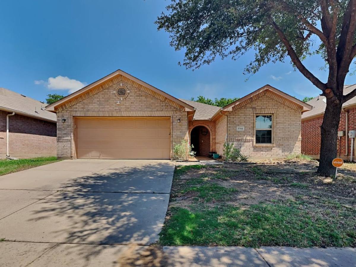 House for rent at 5761 Dunrave Trail, Keller, TX 76244