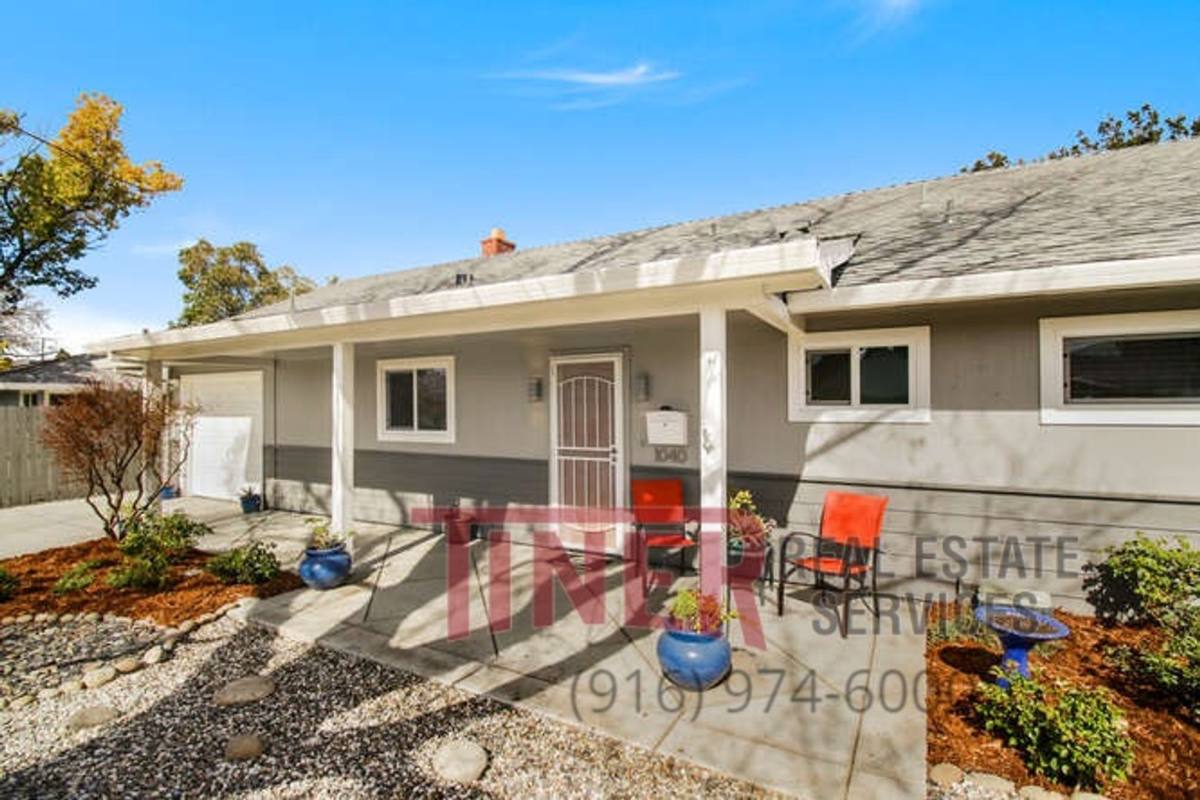 House for rent at 1040 Hampton Rd, Sacramento, CA 95864