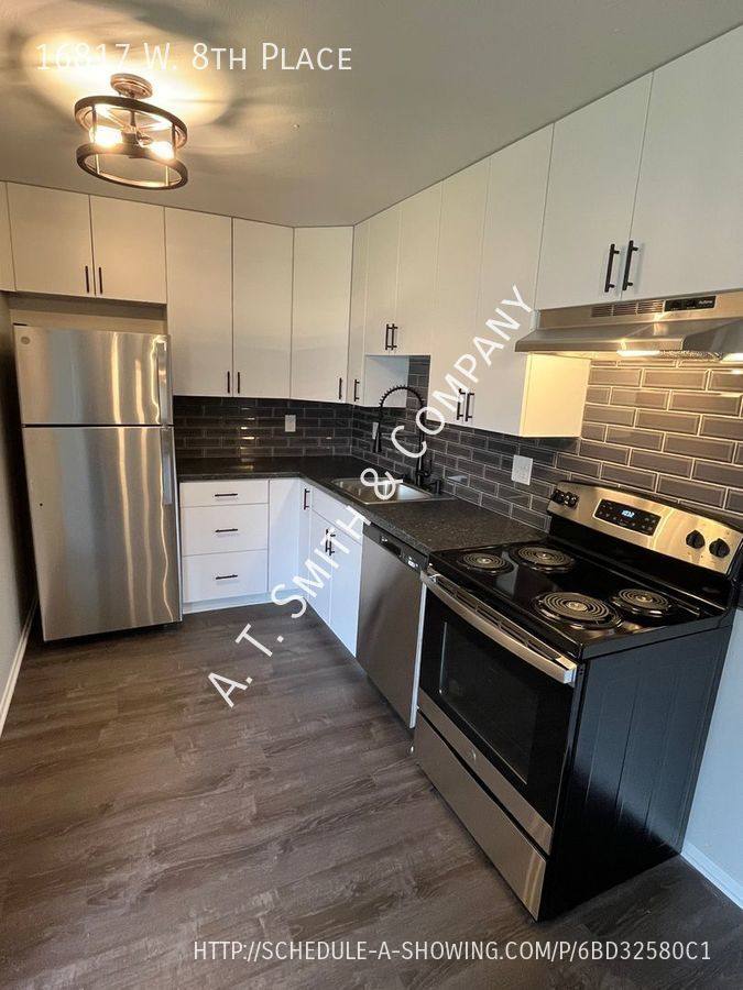Apartment for rent at 16817 W 8th Place, Golden, CO 80401