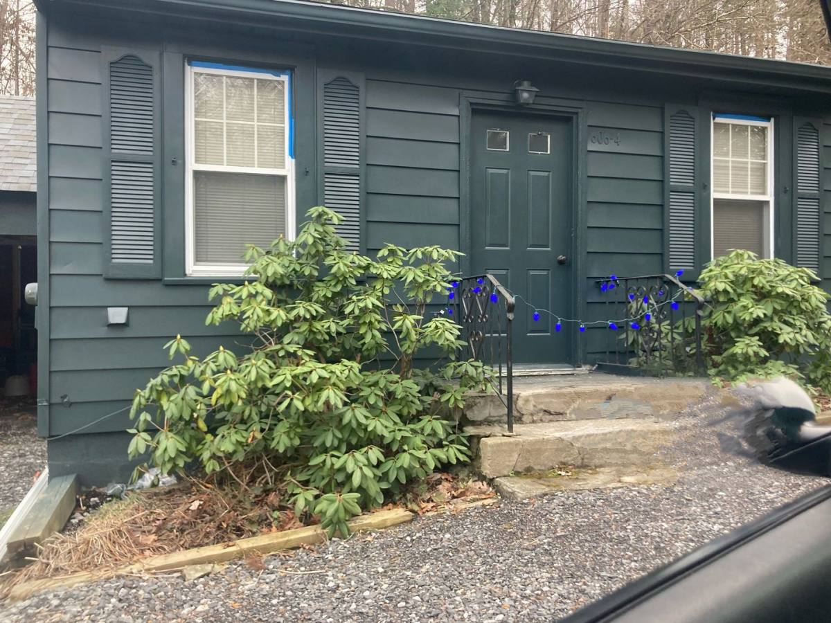 Apartment for rent at 606-616 Dewitt Mills Rd, Kingston, NY 12401