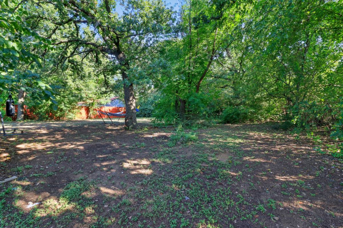 Apartment for rent at 516 Mill St, Denton, TX 76205