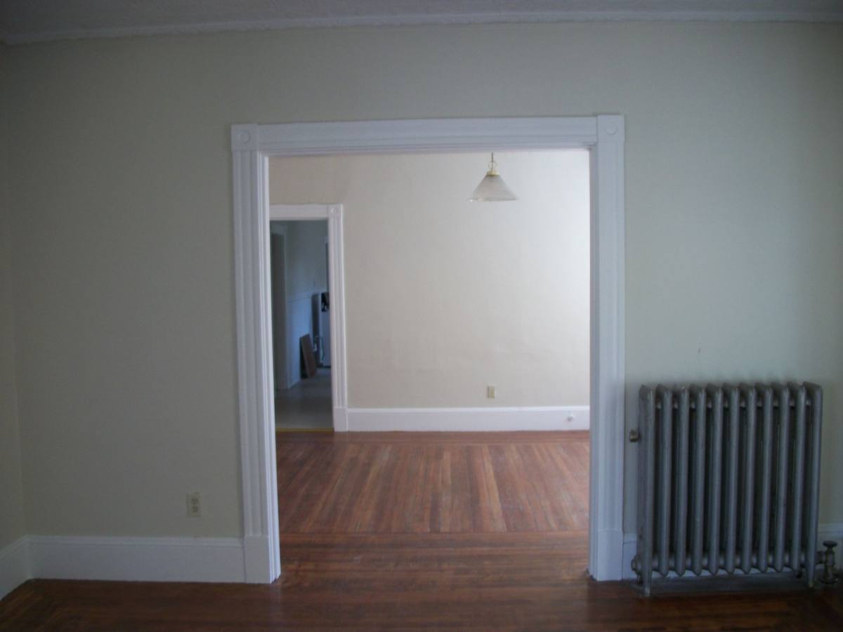 Apartment for rent at 11 Hollywood St, Springfield, MA 01108
