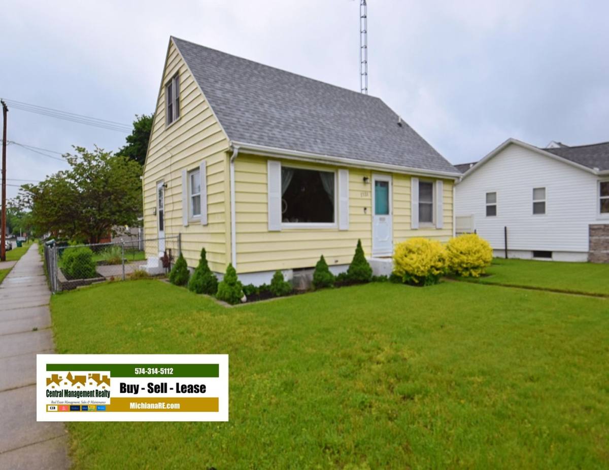 House for rent at 2320 Milburn Blvd, Mishawaka, IN 46544