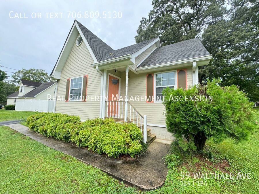 House for rent at 99 Walthall Ave, Chickamauga, GA 30707