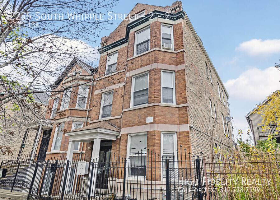 Apartment for rent at 2255 S Whipple St #2, Chicago, IL 60623