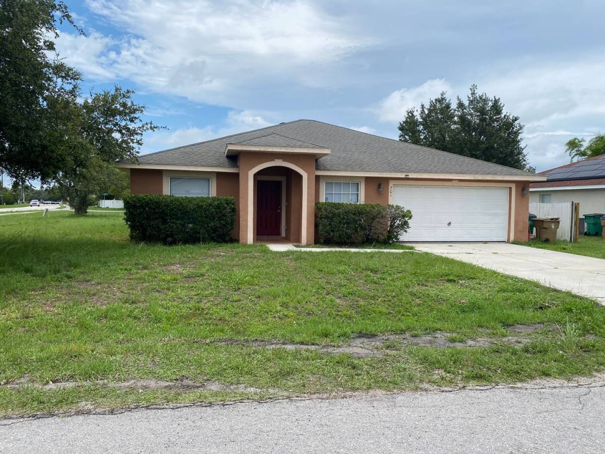 House for rent at 701 Leonardo Court, Kissimmee, FL 34758
