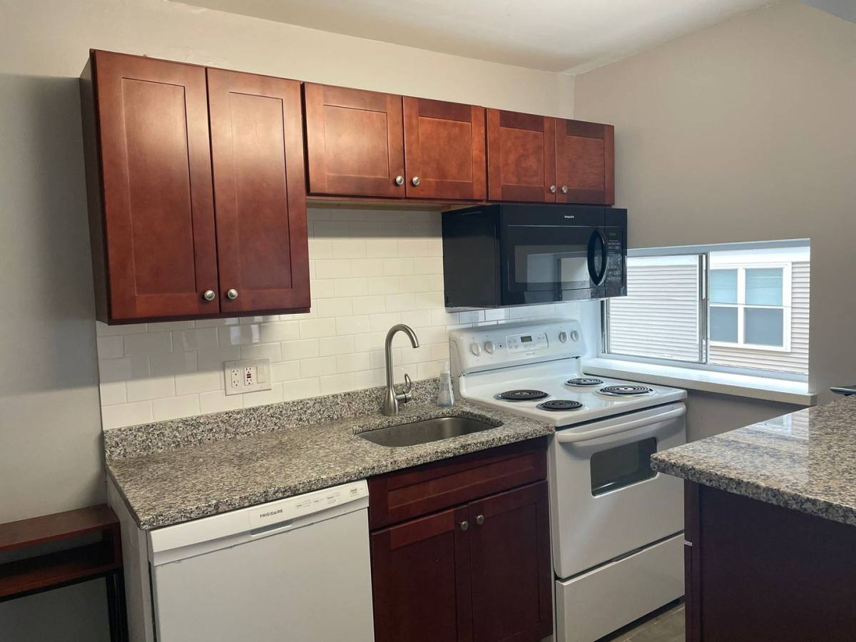 Apartment for rent at 77 Trowbridge St #113, Cambridge, MA 02139