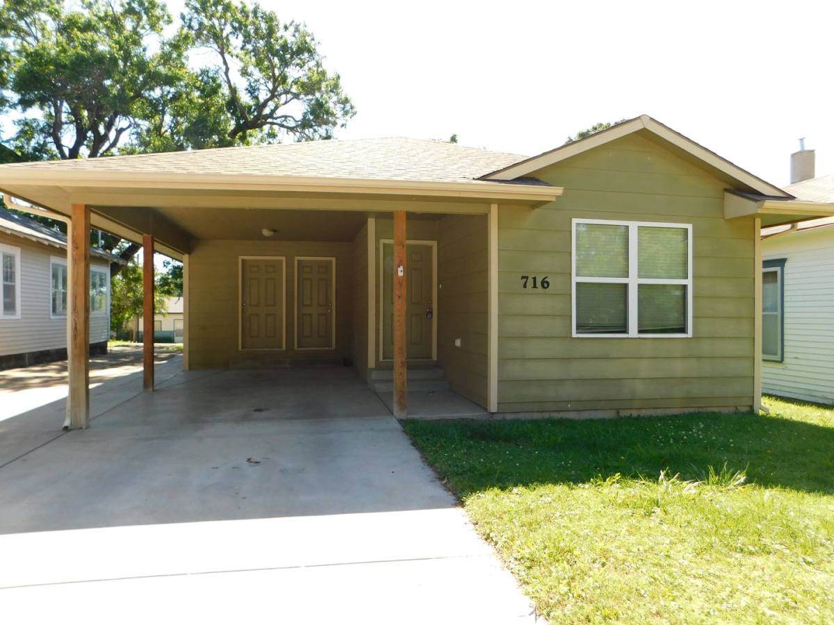 House for rent at 716 S Star, El Dorado, KS 67042