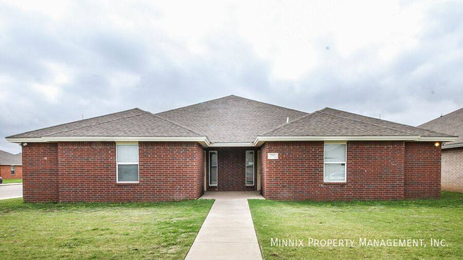 Apartment for rent at 908 N Belmont Ave Fs #A, Lubbock, TX 79416