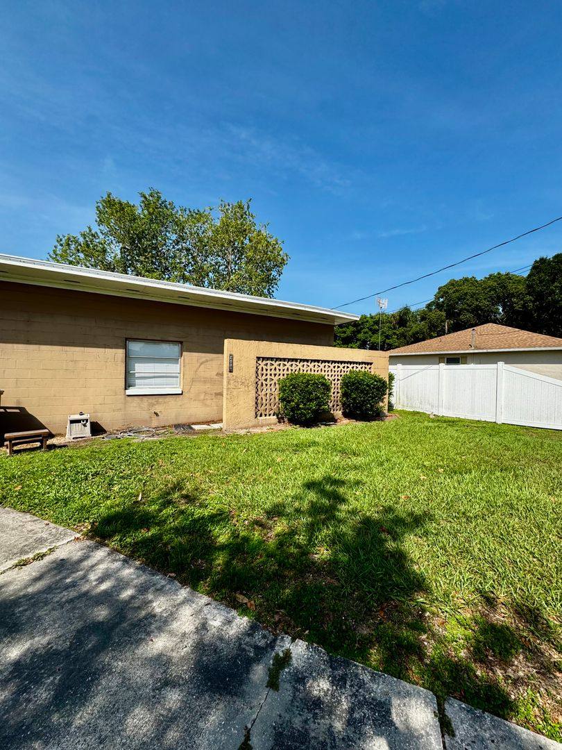 Apartment for rent at 208 Lake Shore Dr S, Port Charlotte, FL 33953