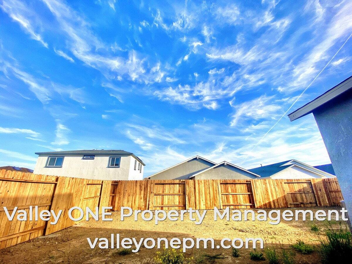 House for rent at 936 Tipton Way, Patterson, CA 95363