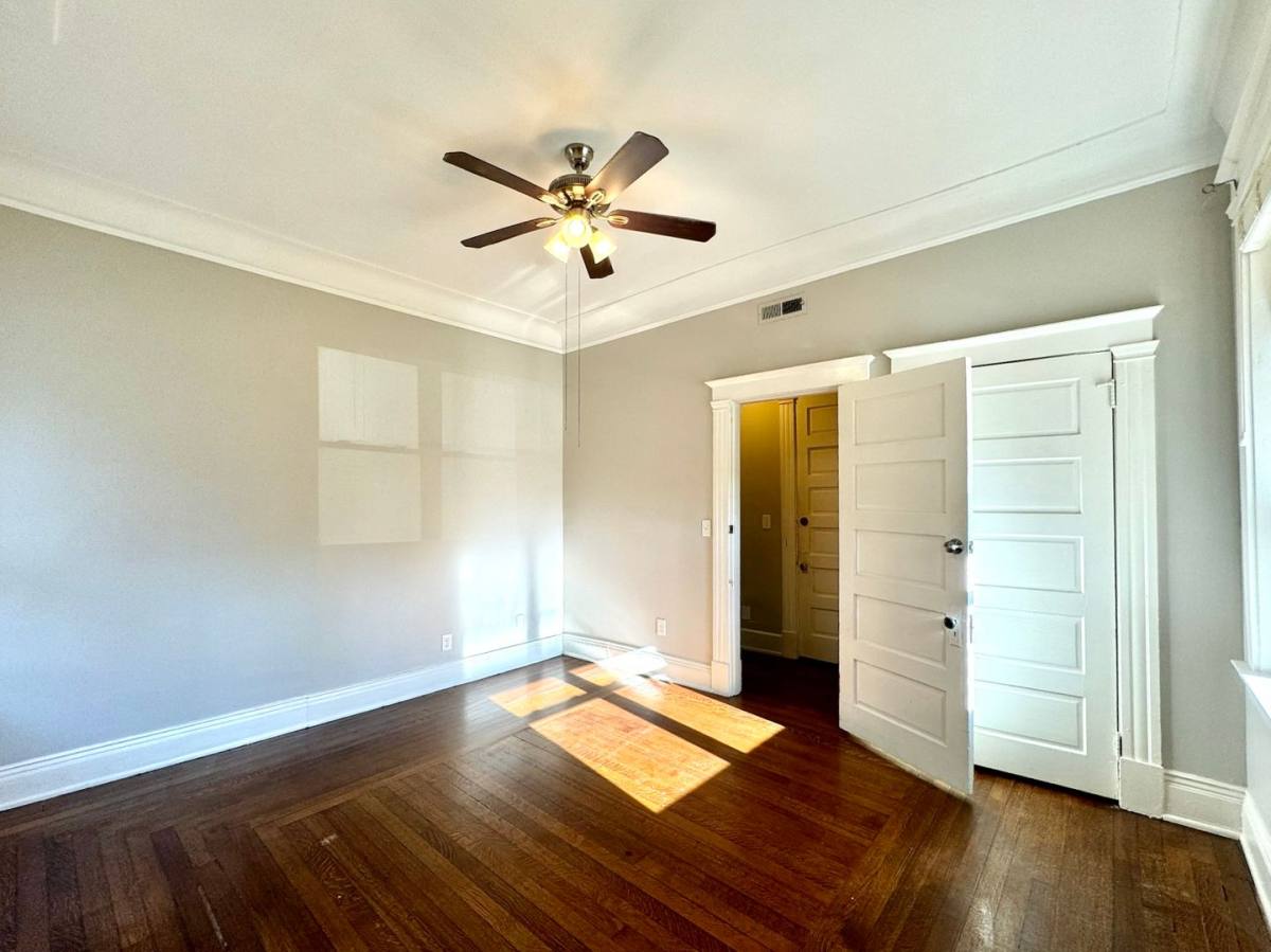 Apartment for rent at 980 Dana Ave, Cincinnati, OH 45229