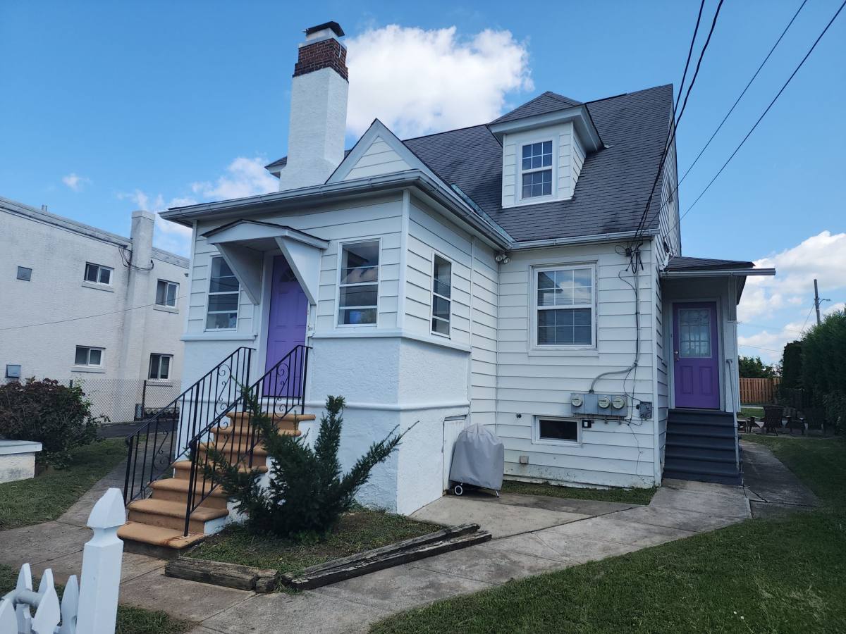 Apartment for rent at 338 W 6th Ave, Conshohocken, PA 19428