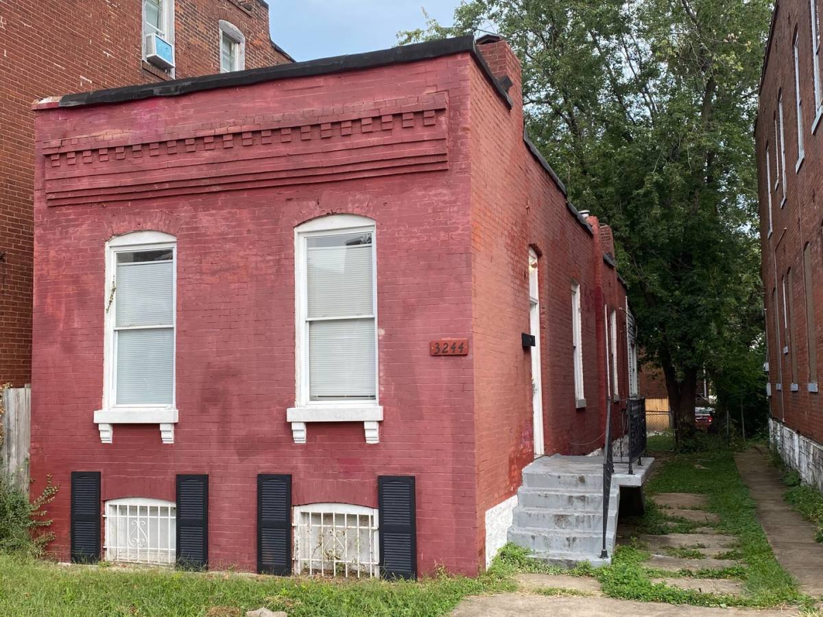 House for rent at 3244 Texas Ave, Saint Louis, MO 63118