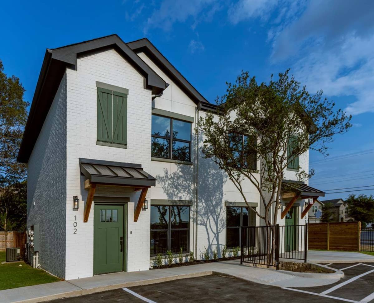 Townhouse for rent at 5927 Prue Rd, San Antonio, TX 78240