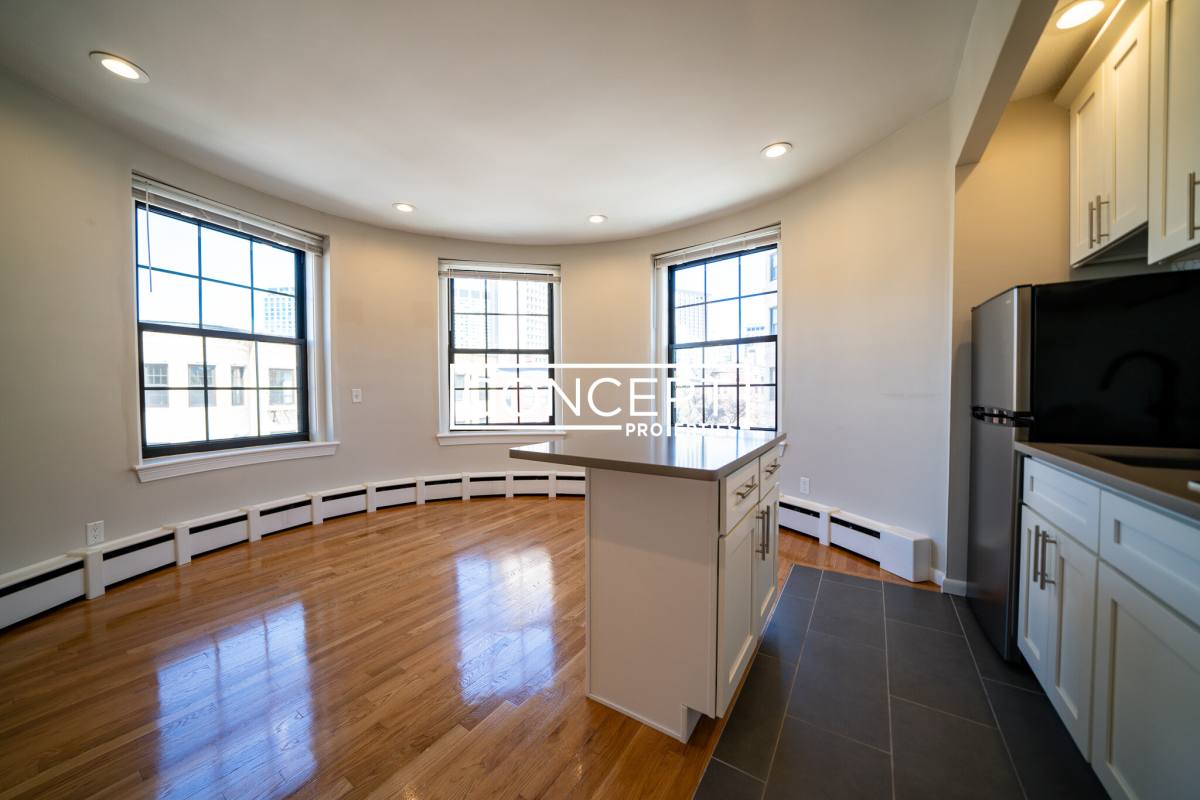 Apartment for rent at 158 Saint Botolph #7, Boston, MA 02115