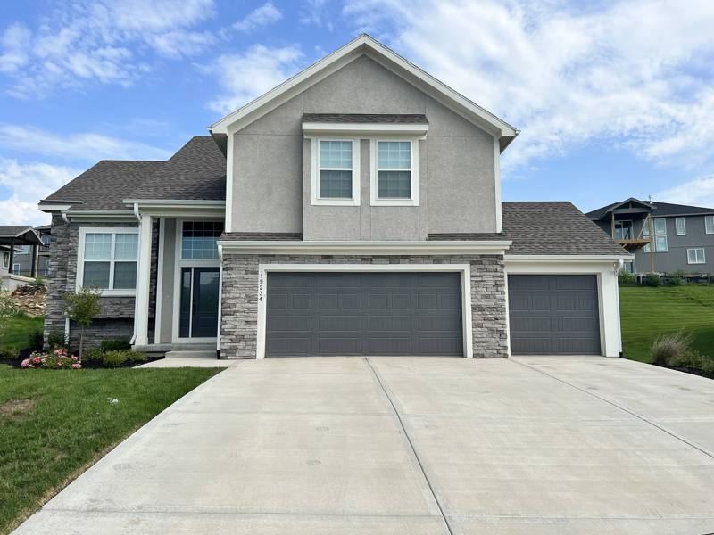 House for rent at 19234 W 110th Terrace, Olathe, KS 66061