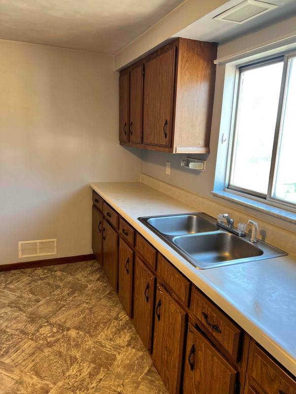Apartment for rent at 569 Pike St #D, Meadow Lands, PA 15347