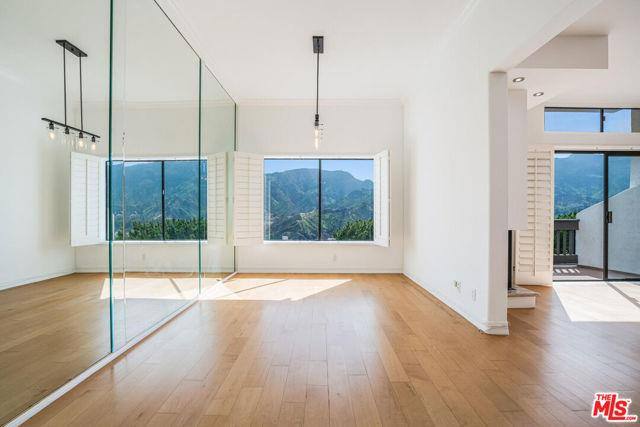 Townhouse for rent at 1694 Michael Lane, Pacific Palisades, CA 90272