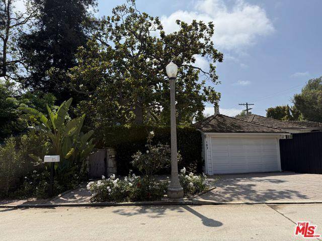 House for rent at 103 N Anita Ave, Los Angeles, CA 90049