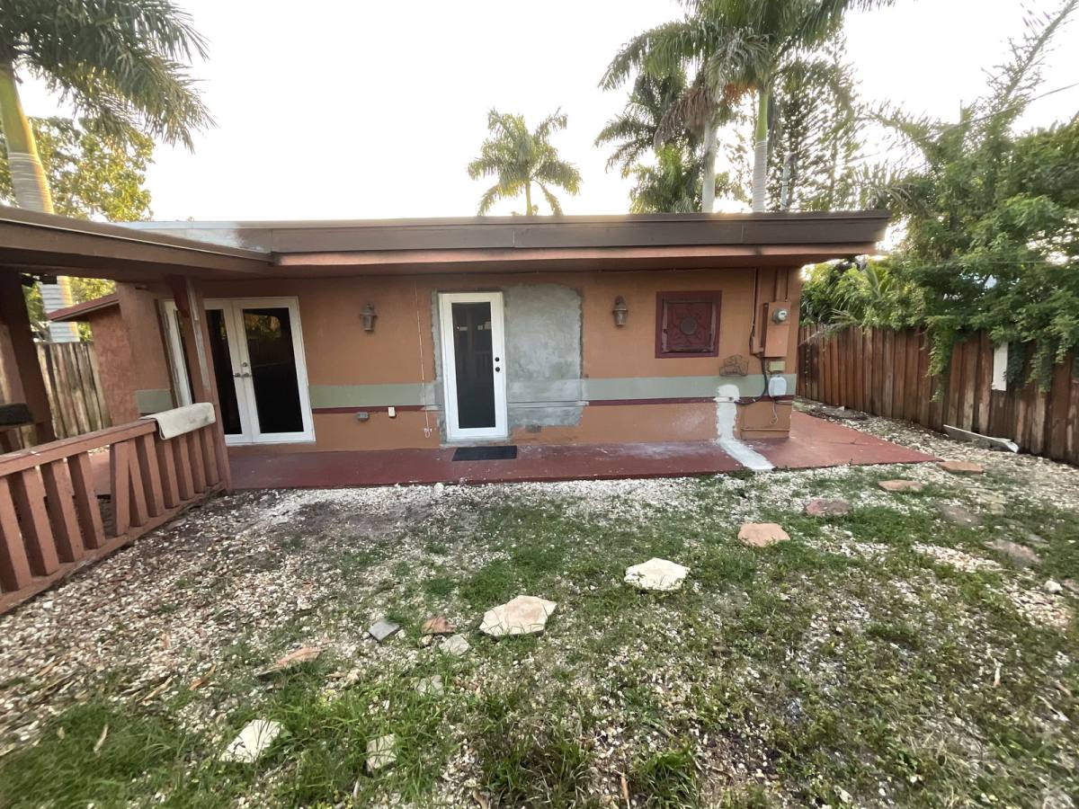 Apartment for rent at 645 NW 7th Ave #2, Homestead, FL 33030