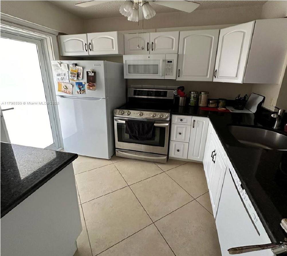 Apartment for rent at 1481 S Ocean Blvd #102E, Pompano Beach, FL 33062