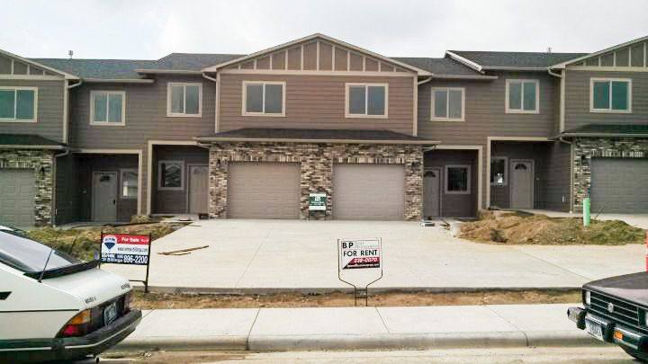 Townhouse for rent at 724 Pebble Beach Rd, Billings, MT 59105