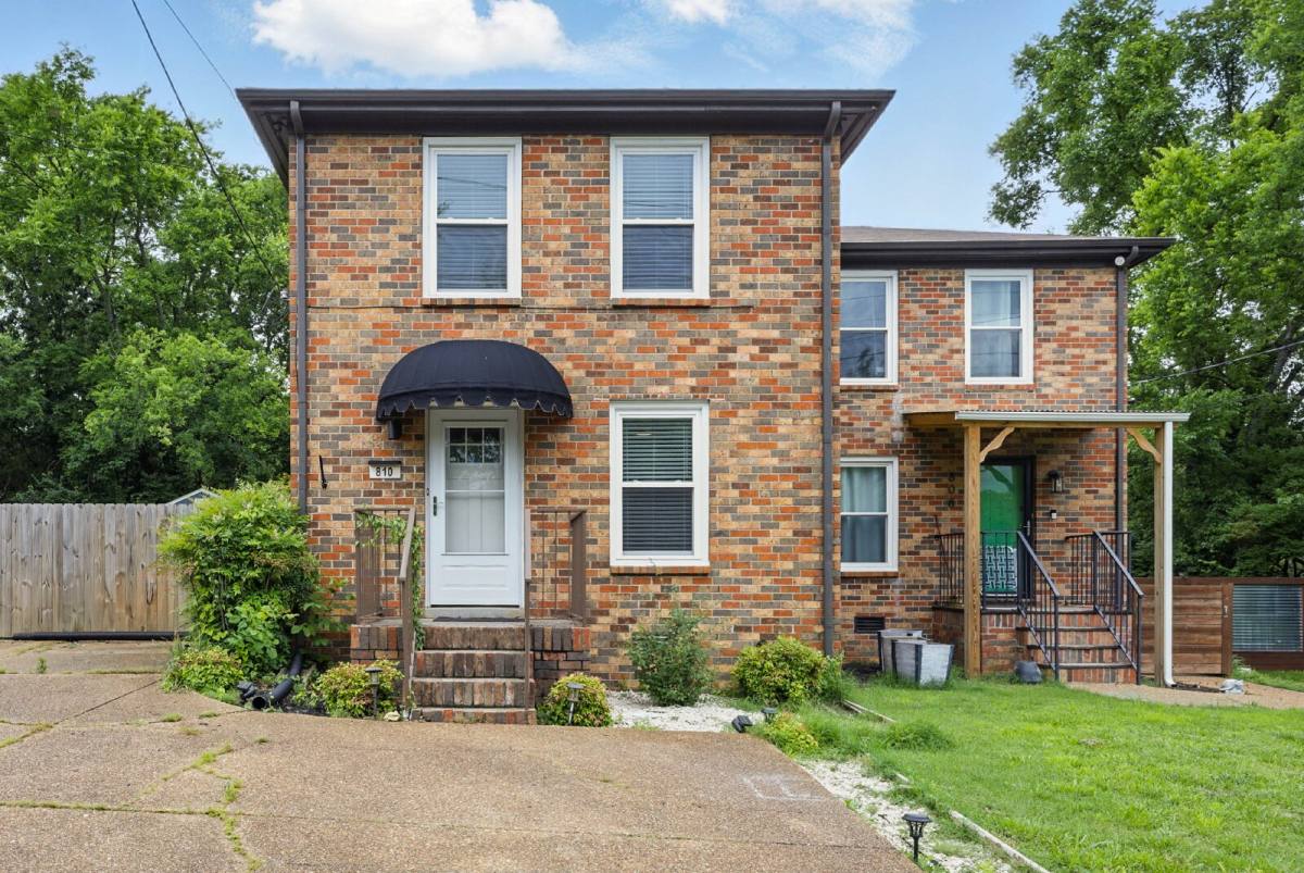 Apartment for rent at 810 Kinsington Dr, Nashville, TN 37216