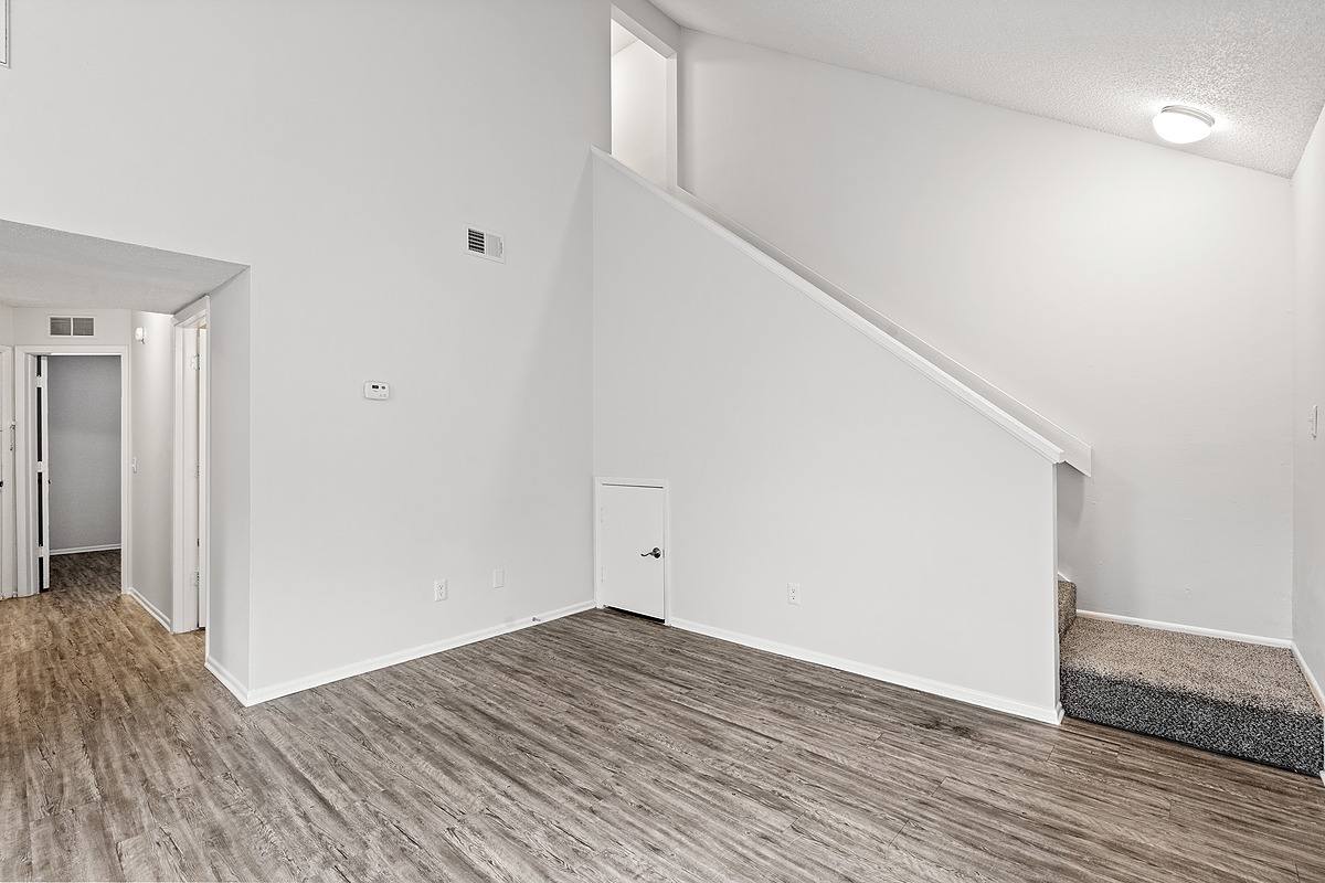Townhouse for rent at 2550 W Bird St, Tampa, FL 33614