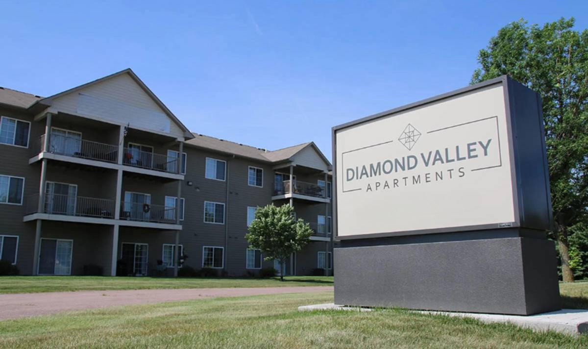 Apartment for rent at 1010 E Sunrise Place, Sioux Falls, SD 57108