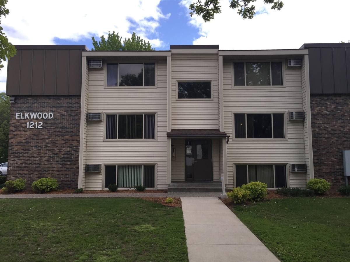Apartment for rent at 1212 2nd St NE, Saint Cloud, MN 56304