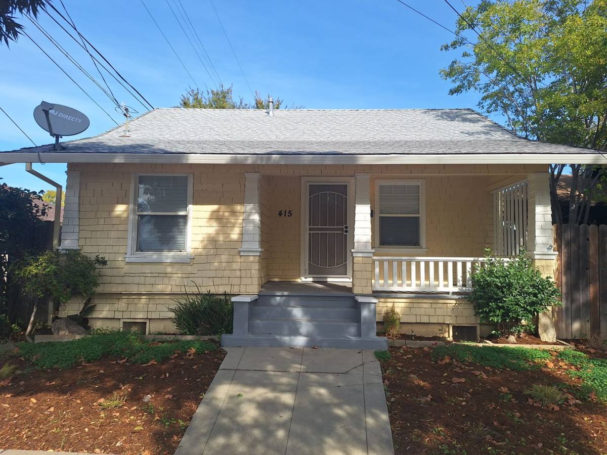 House for rent at 415 13th St, Marysville, CA 95901