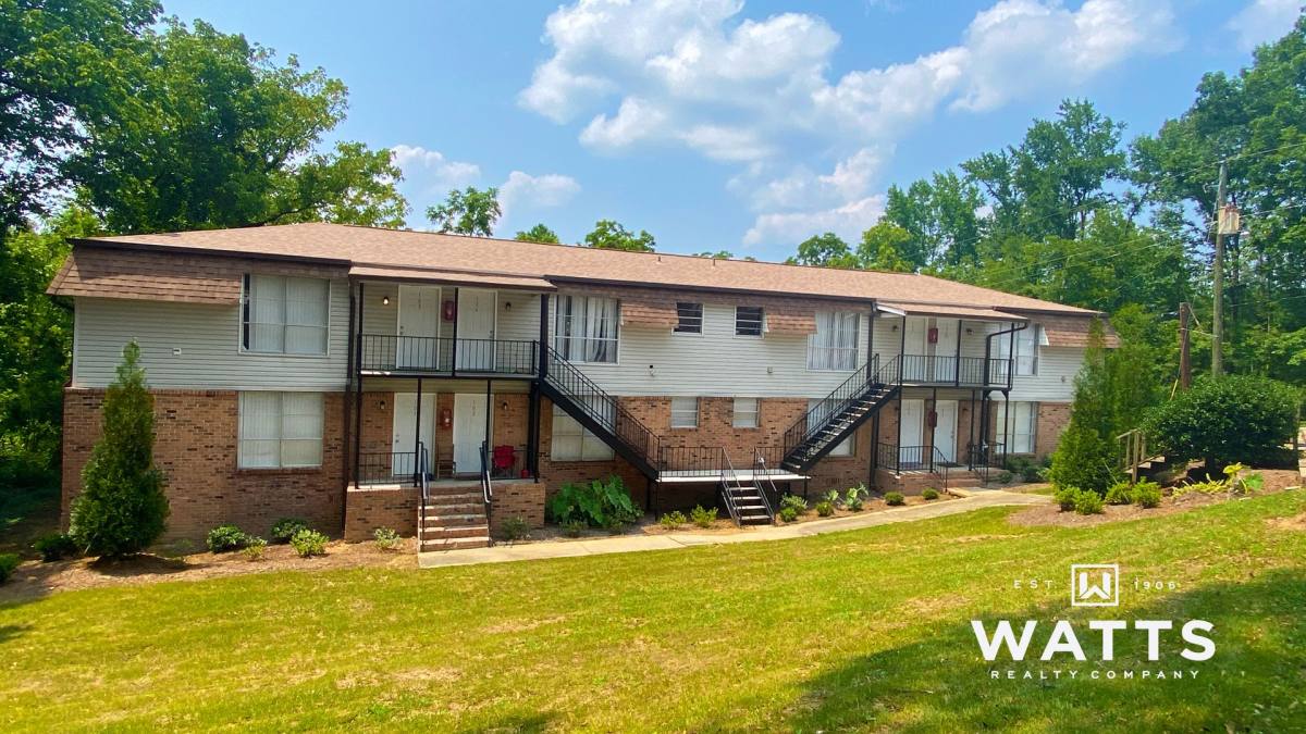 Apartment for rent at 100 Pinson Place, Birmingham, AL 35215