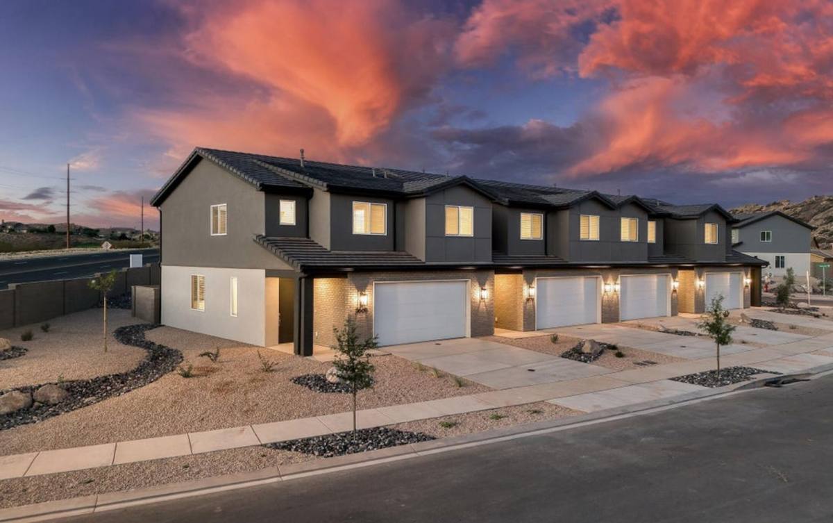 House for rent at 3869 E Fossil Way, Washington, UT 84780