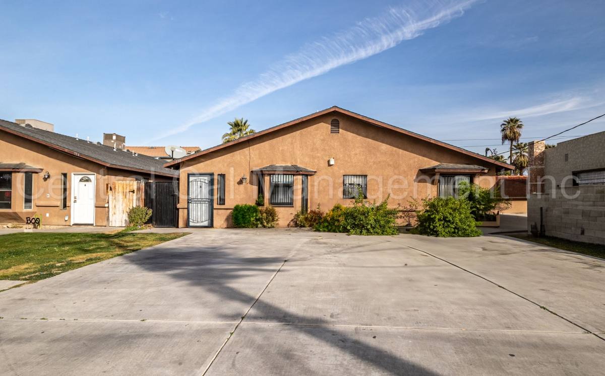Apartment for rent at 130 8th St, Bakersfield, CA 93304