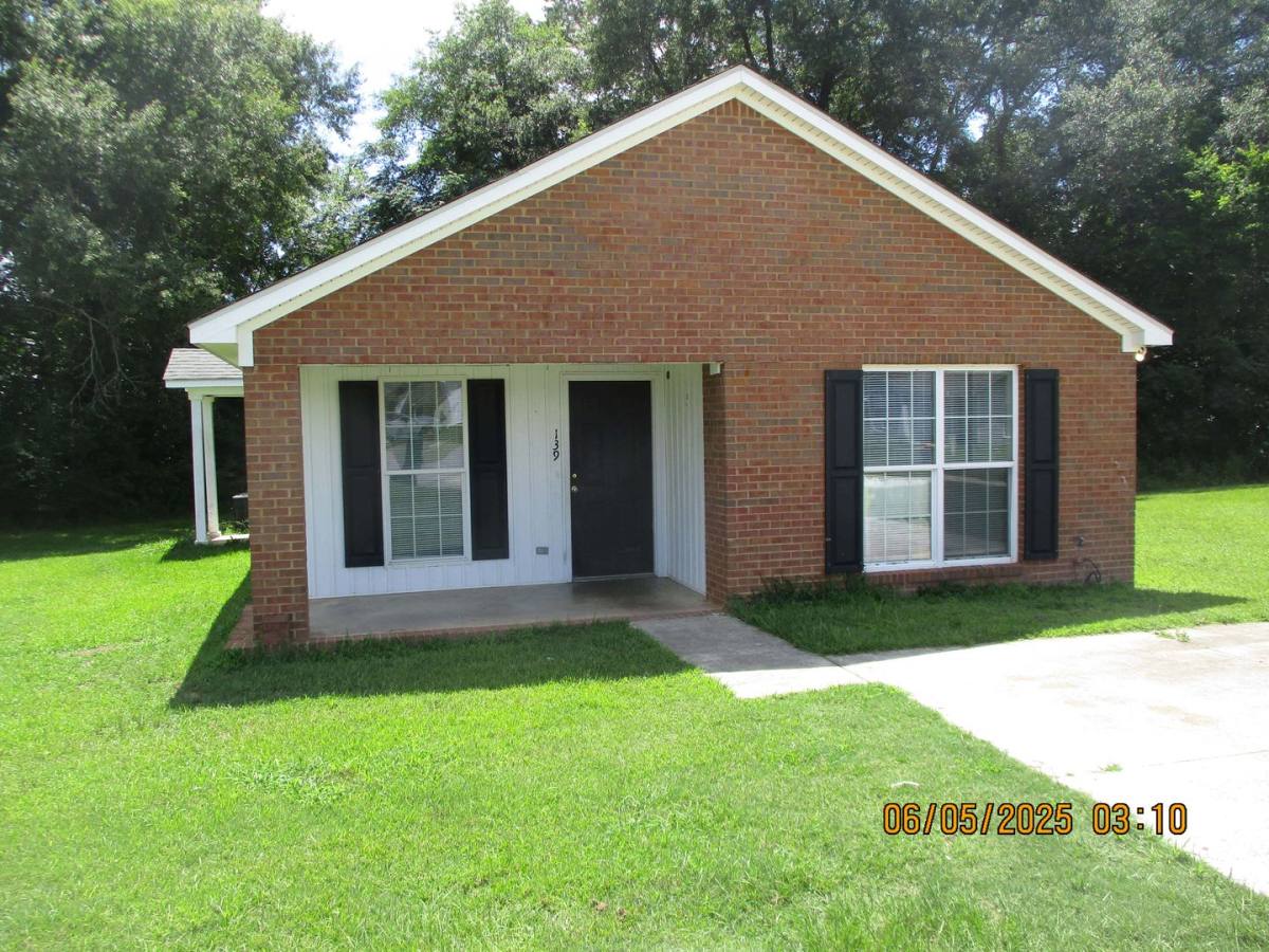 House for rent at 139 Twelve Oaks Court, Leesburg, GA 31763