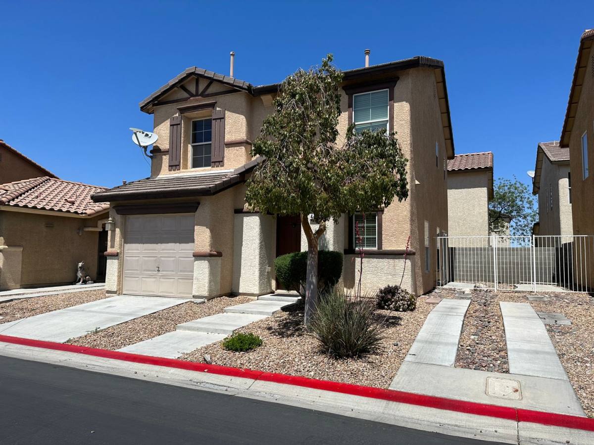 House for rent at 464 Columbia Pike Ave, Las Vegas, NV 89183
