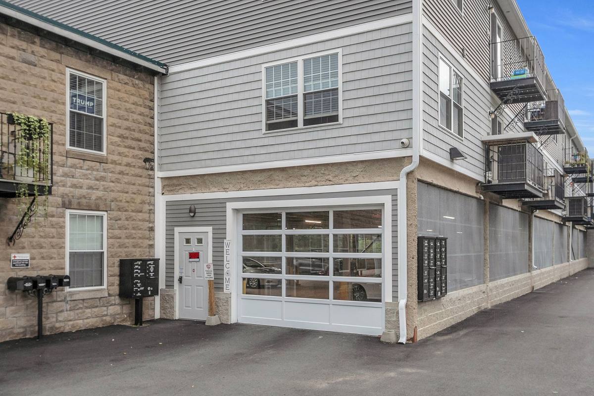 Apartment for rent at 2 S Grove St, Haverhill, MA 01835