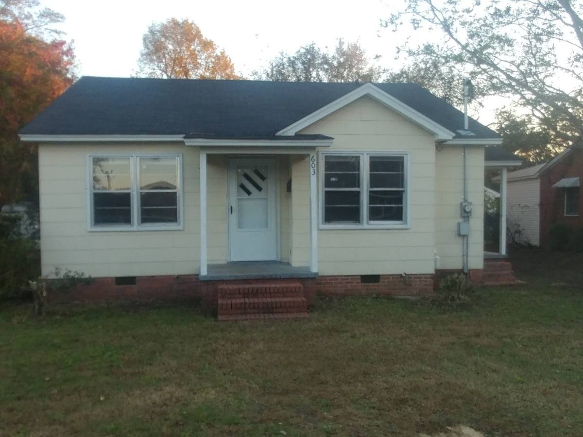 House for rent at 603 Jackson Lane, Kinston, NC 28501