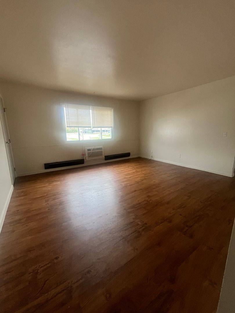 Apartment for rent at 4365 Parkway Dr, Dayton, OH 45416