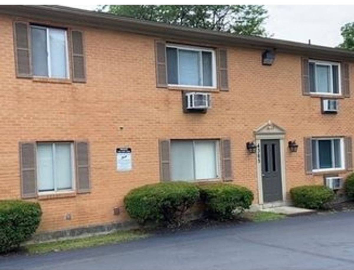 Apartment for rent at 4365 Parkway Dr, Dayton, OH 45416