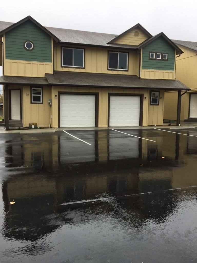 Townhouse for rent at 2277 SW Salsbury Ave, Chehalis, WA 98532