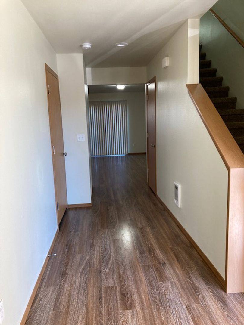 Townhouse for rent at 2277 SW Salsbury Ave, Chehalis, WA 98532