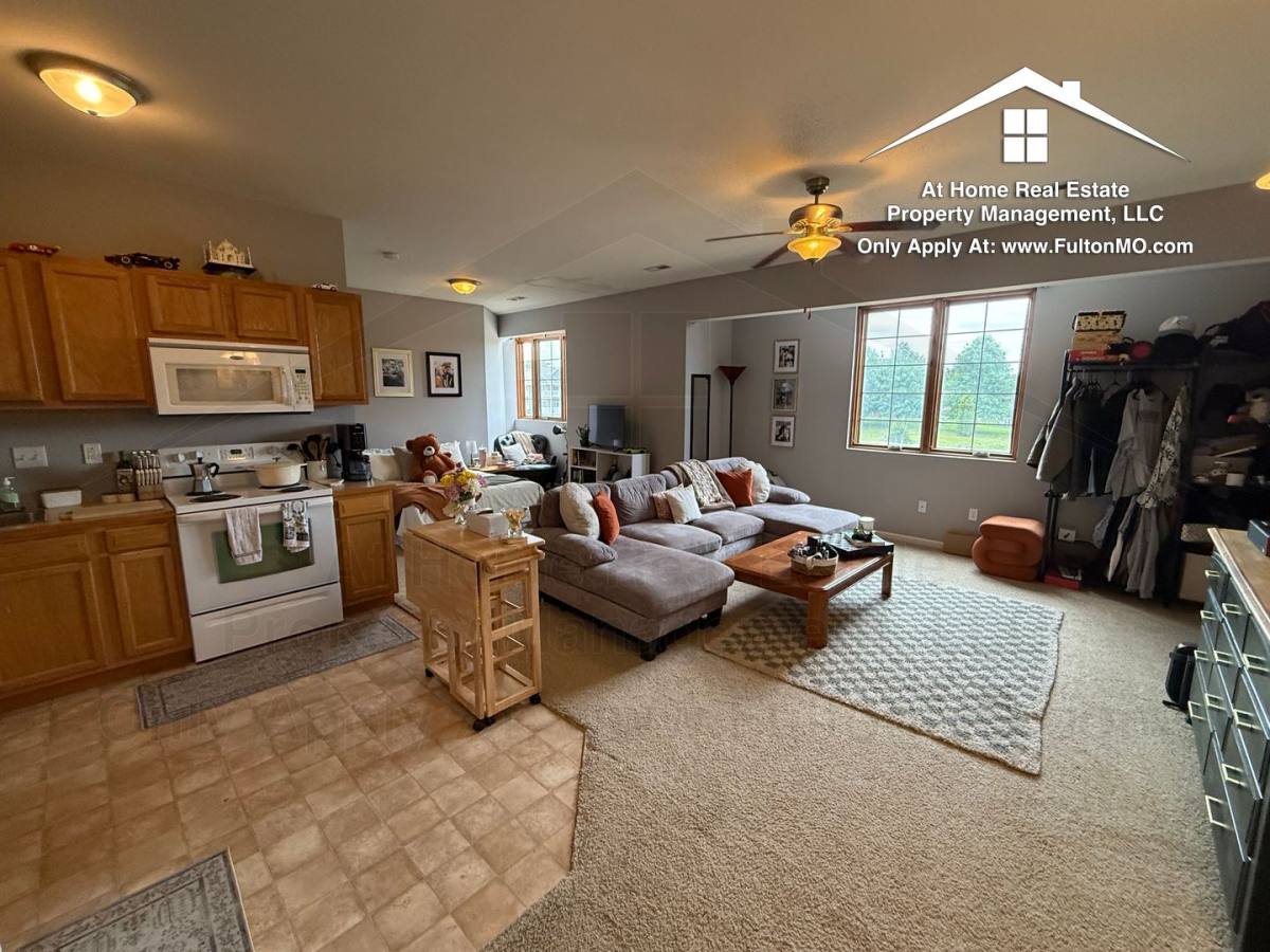 Apartment for rent at 2606 N Bluff St #208, Fulton, MO 65251