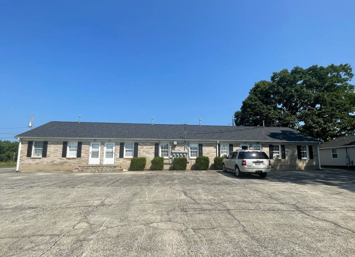 Apartment for rent at 1017 E Airline Ave, Gastonia, NC 28054