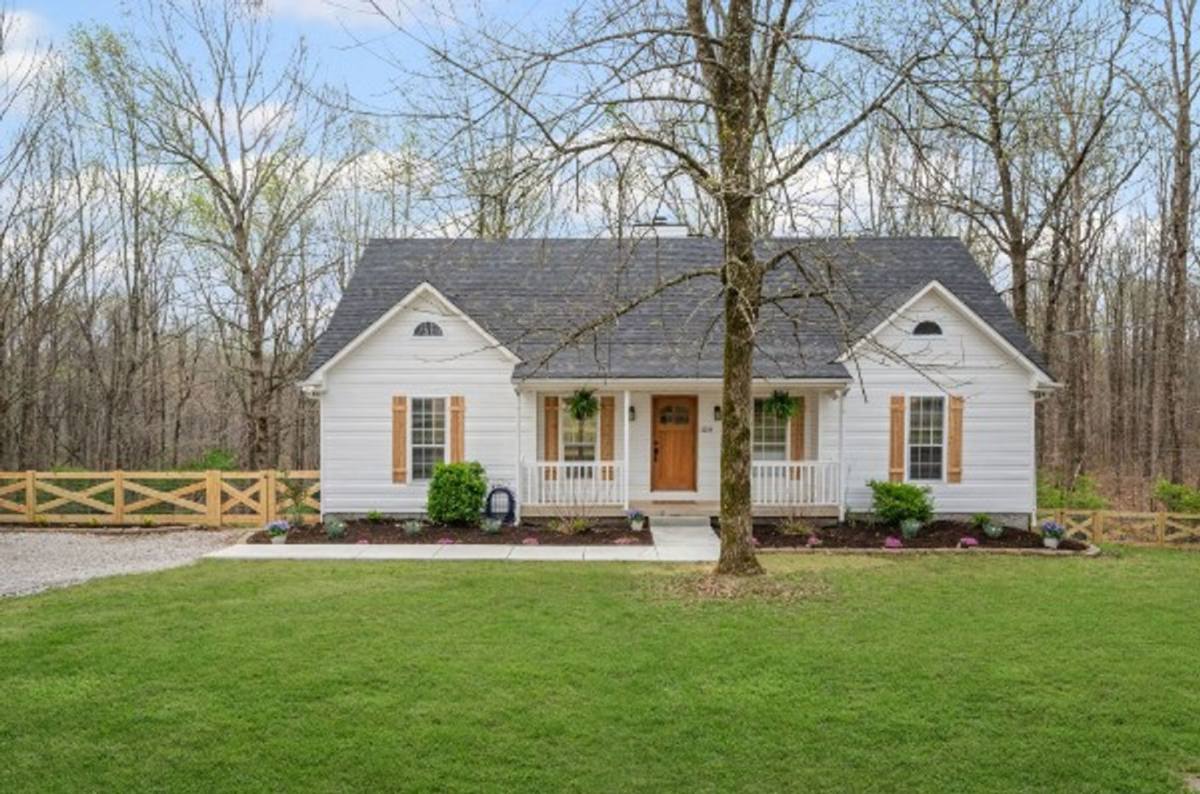 House for rent at 1130 Old Charlotte Pike, Pegram, TN 37143